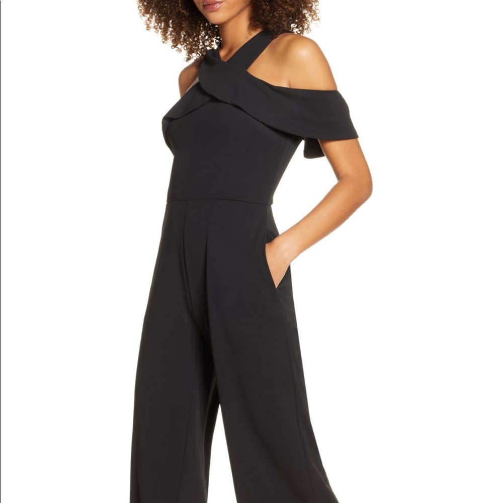 Cold-shoulder black jumpsuit